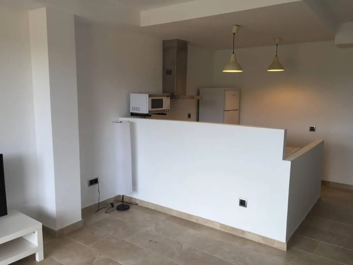 Apartment 100M Far From Beach